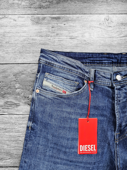 Diesel bleu Javel