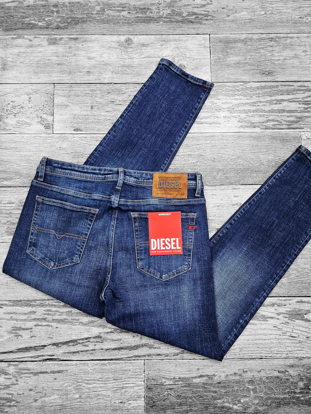 Diesel bleu sablé