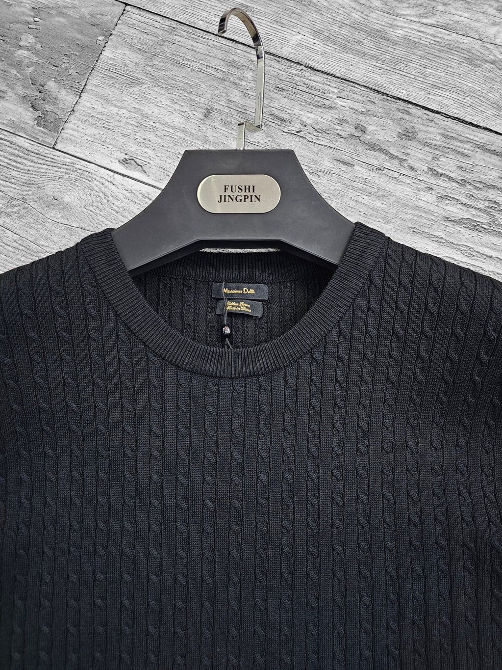 pull torsadé noir