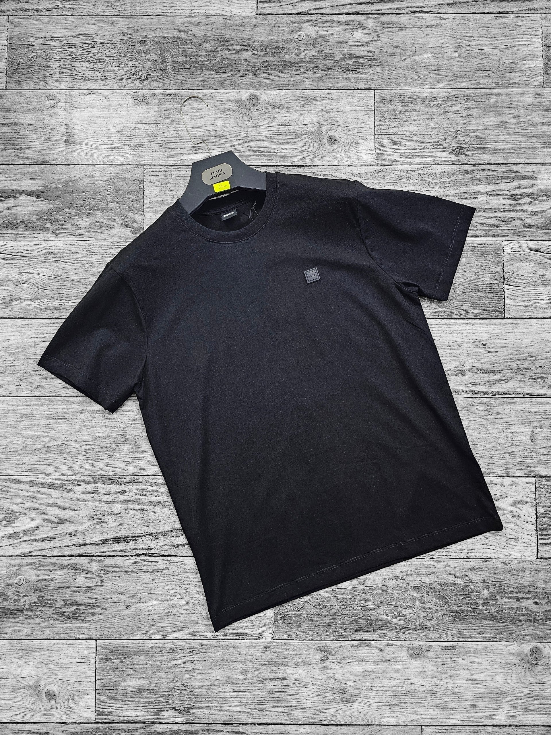 Pull boss carré noir