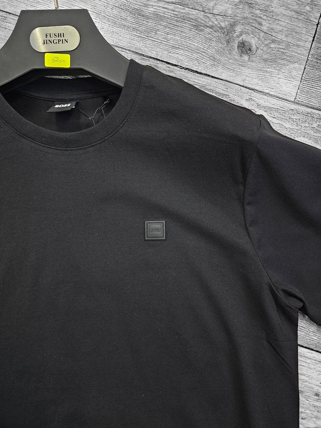 Pull boss carré noir