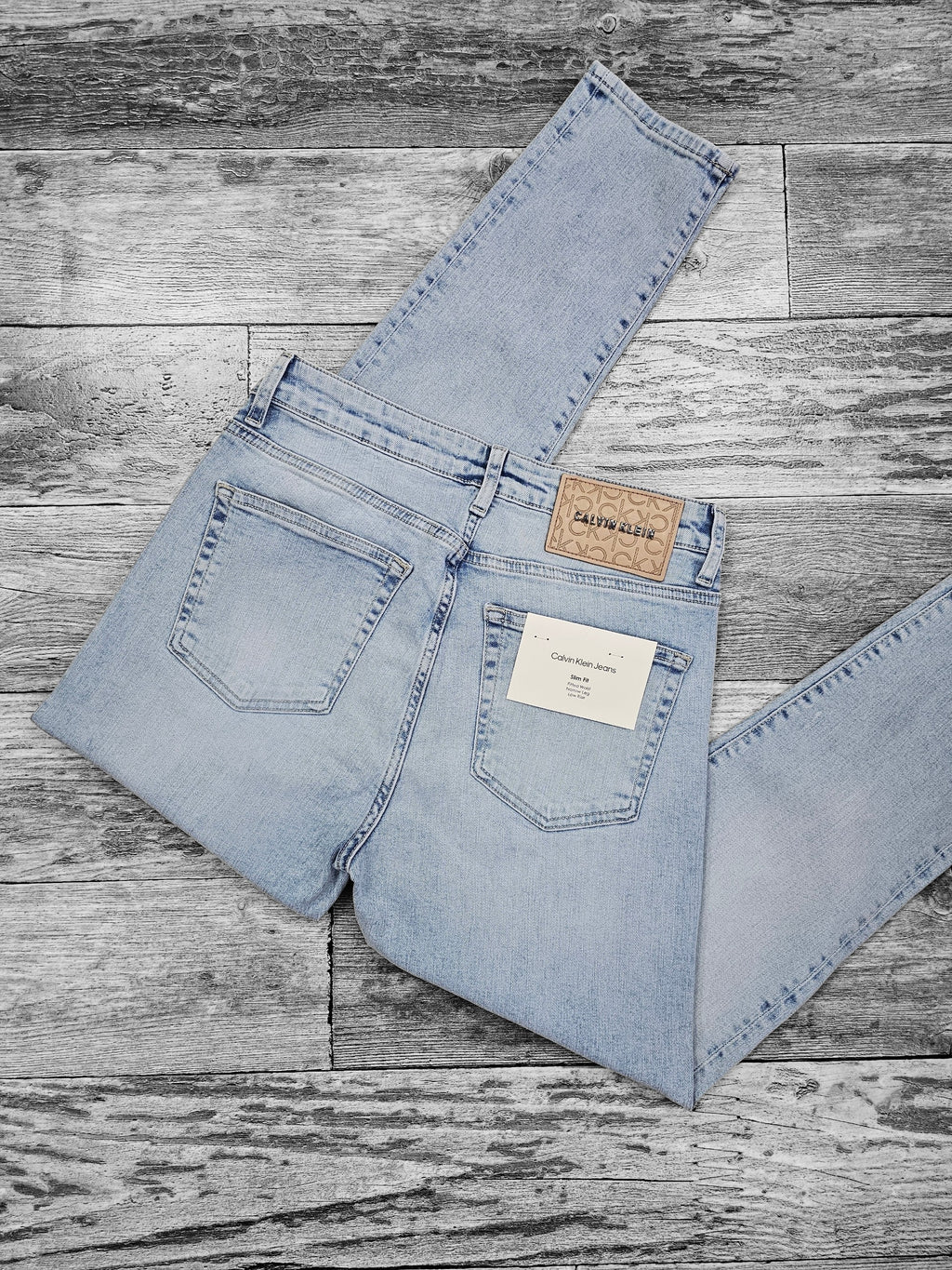 Calvin Klein bleu javel