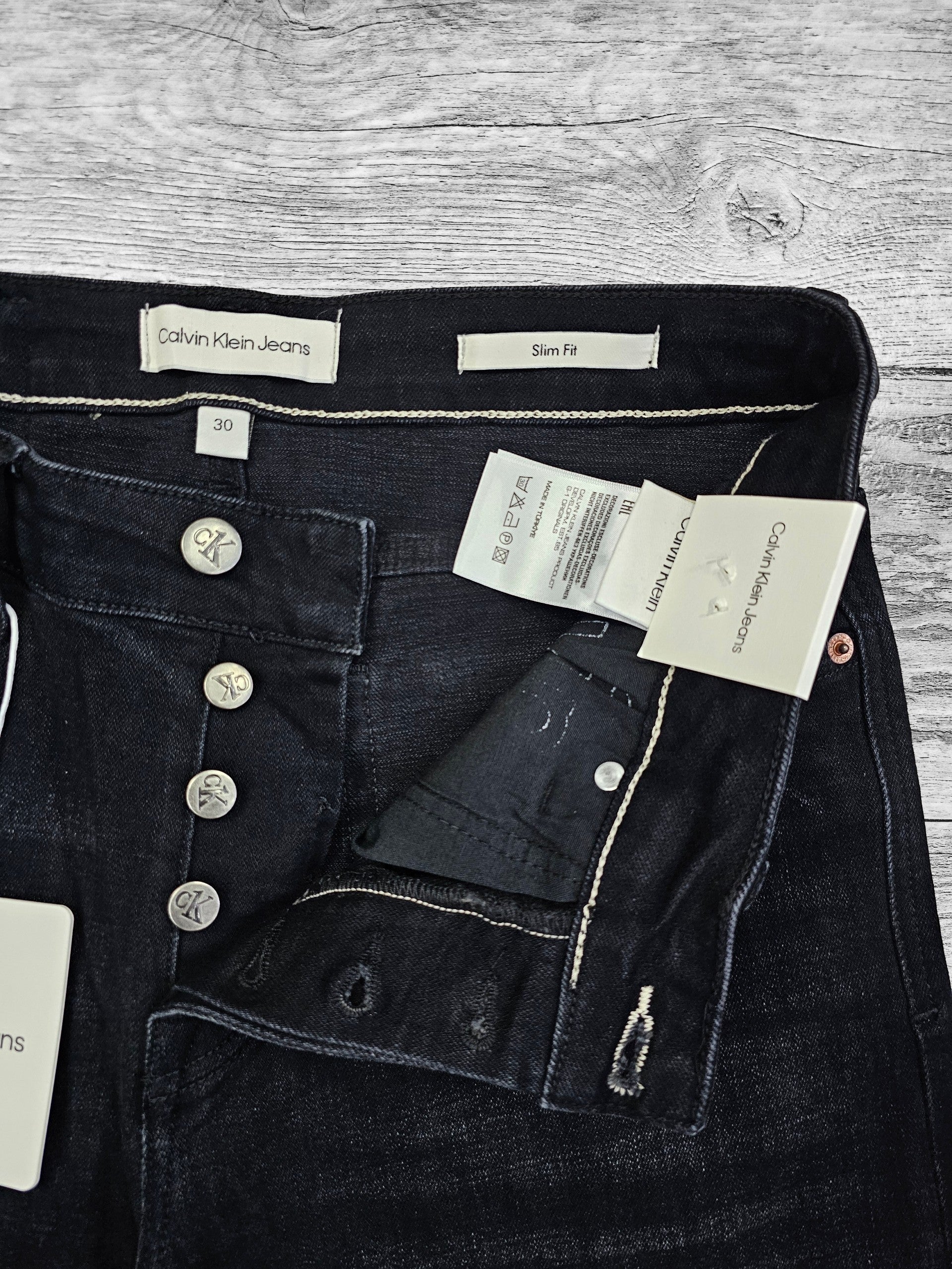 Calvin Klein noir délavé