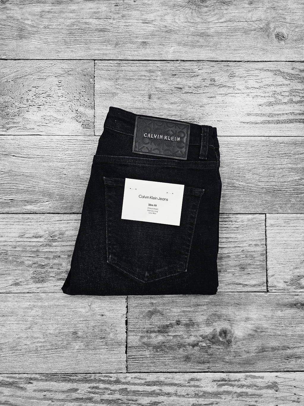 Calvin Klein noir délavé