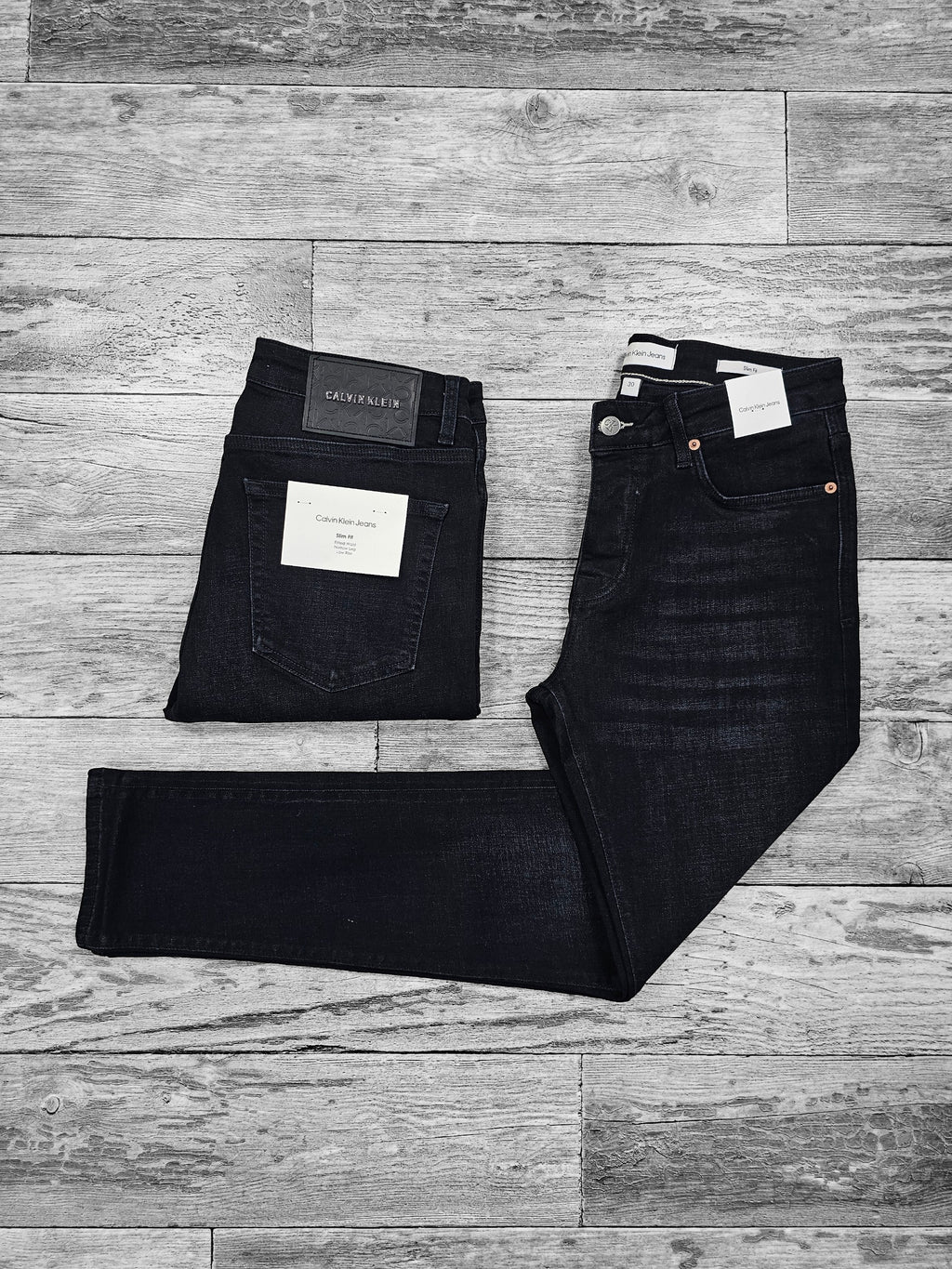Calvin Klein noir délavé