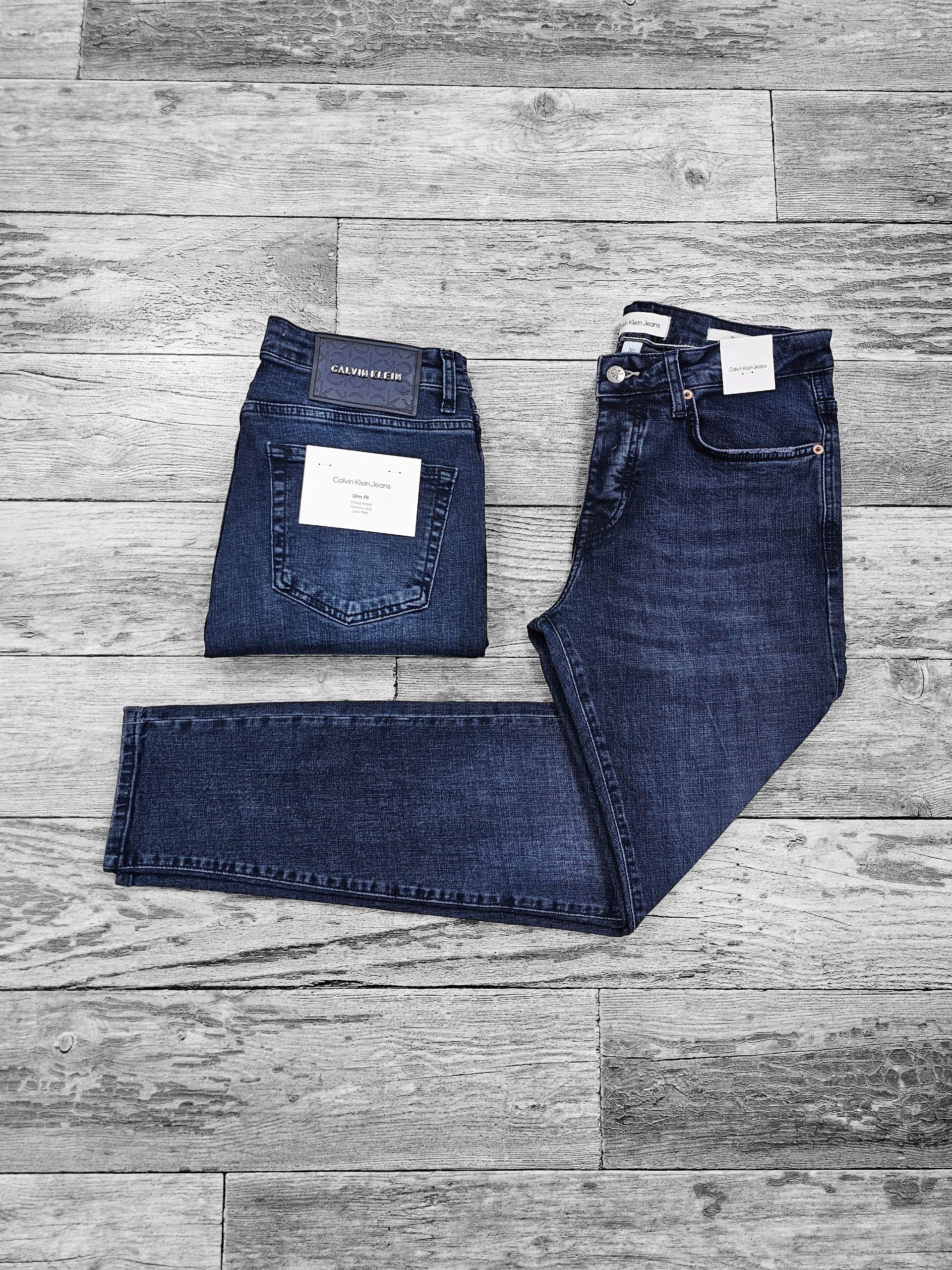 calvin klein bleu foncé