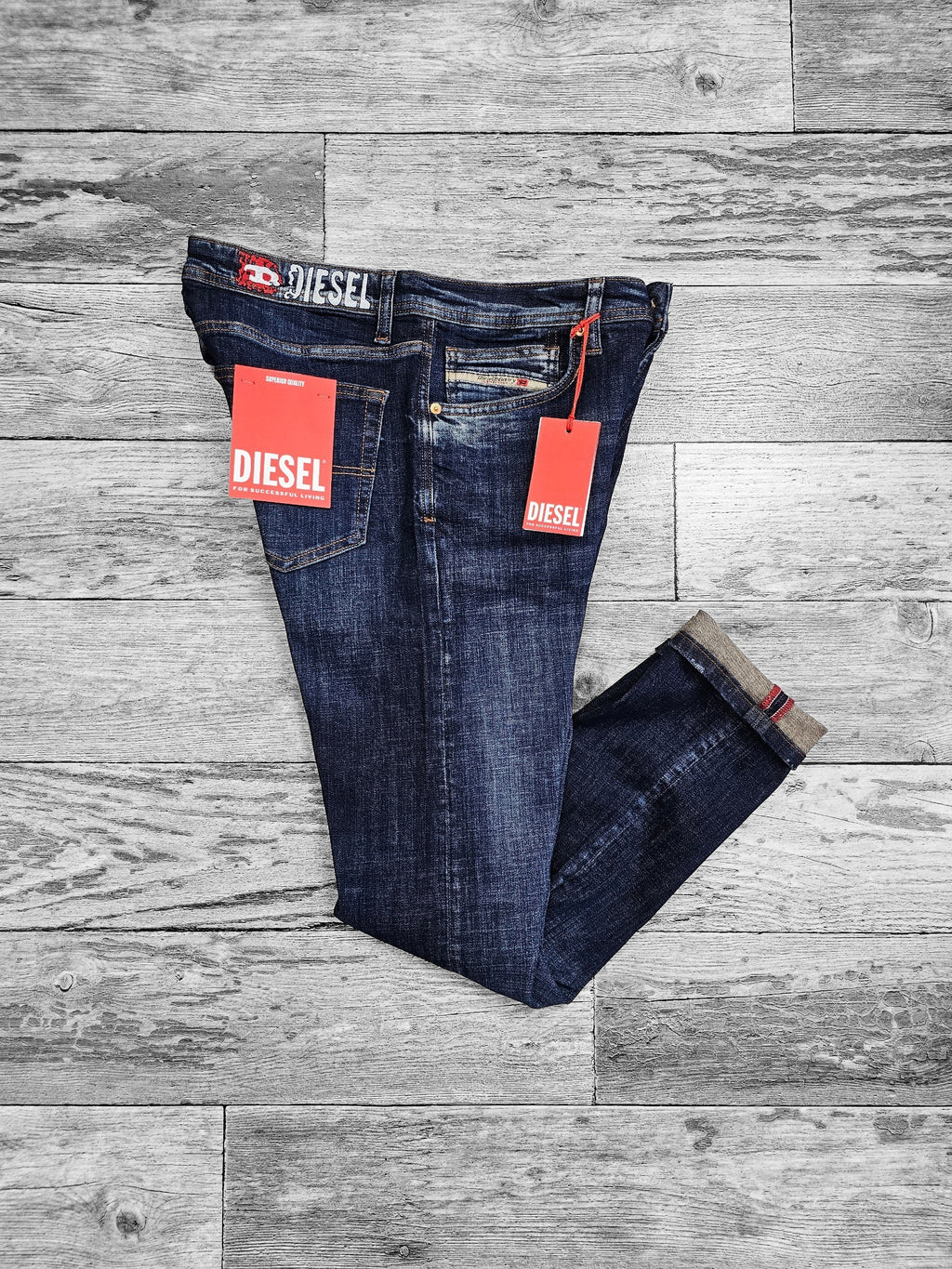 Diesel bleu foncé
