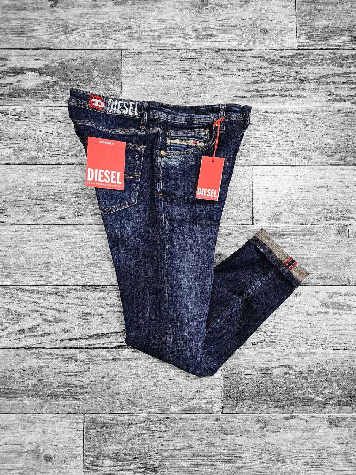 Diesel bleu foncé