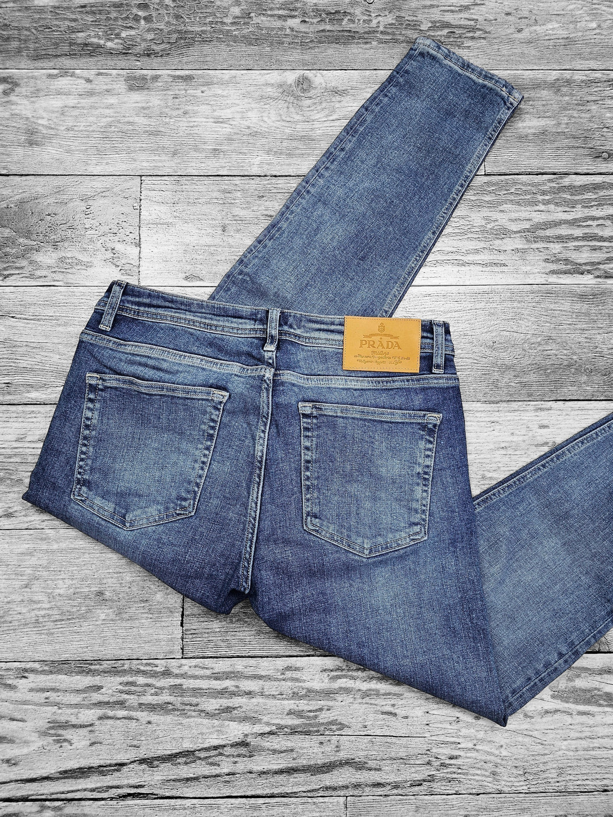 Prada bleu sablé